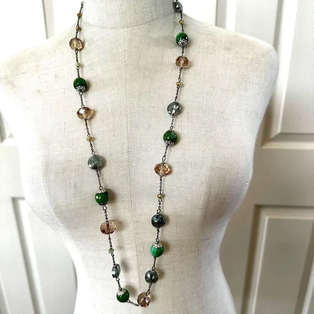 Green glass beaded long necklace